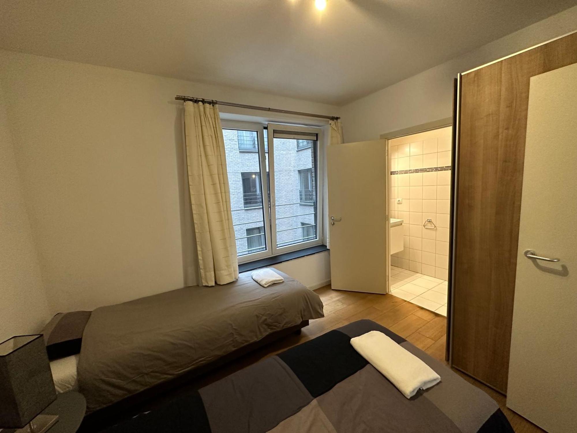 3 Bedroom Apartment In City Center With Balcony View บรัสเซลส์ ภายนอก รูปภาพ